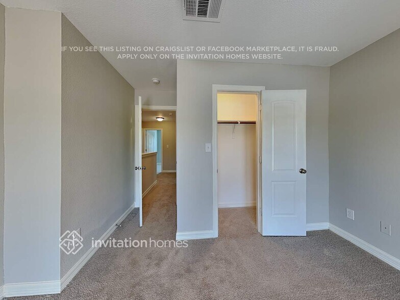 Building Photo - 10204 Thomas Ln