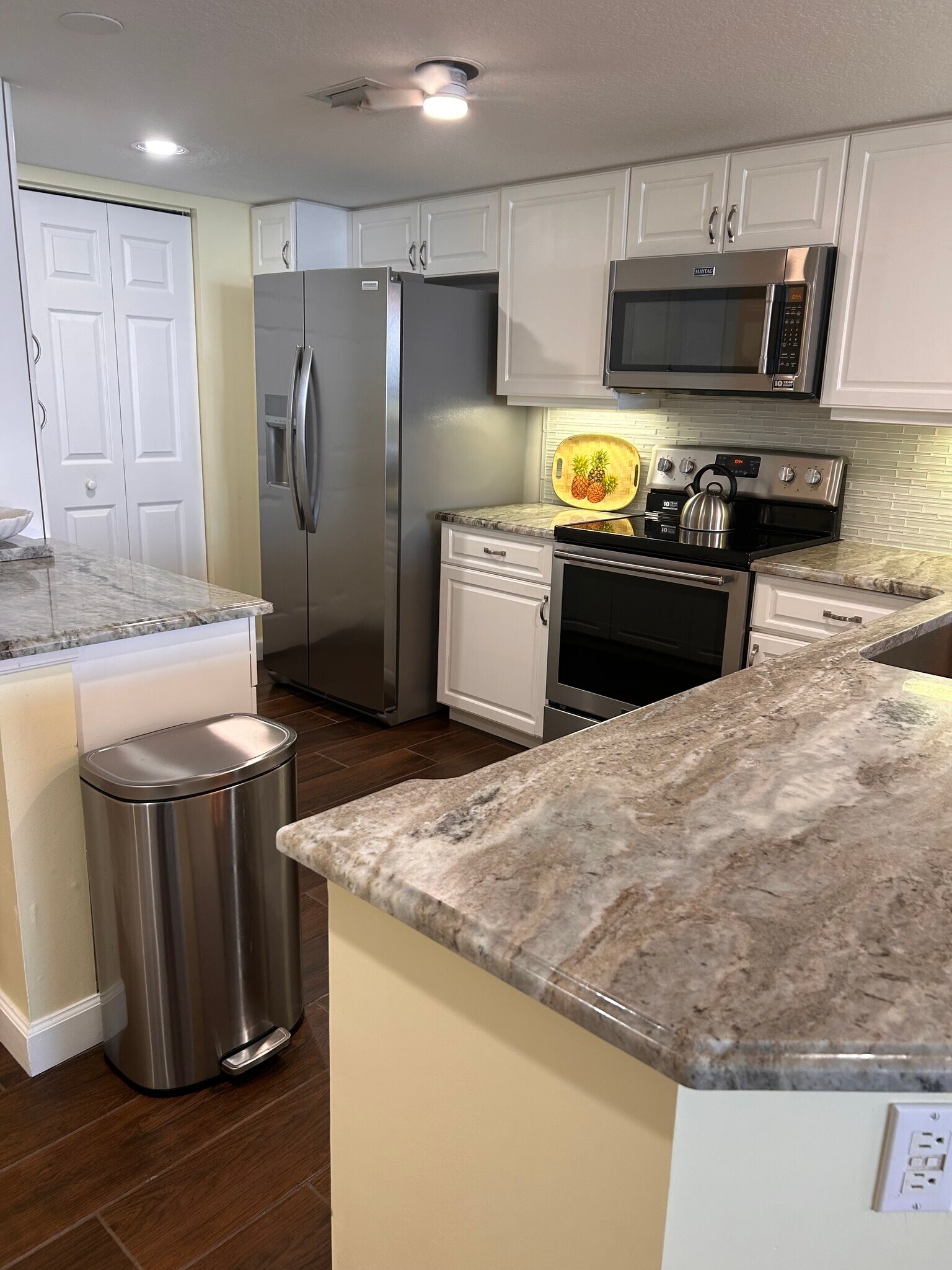 Building Photo - 5051 N Hwy A1A