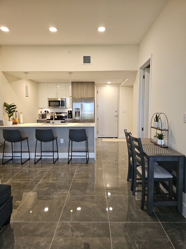 Primary Photo - 26589-610 Rosewood Pointe Dr