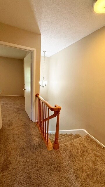 Building Photo - NORTH EAST SIDE 2 BEDROOM TOWNHOME AVAILABLE NOW!