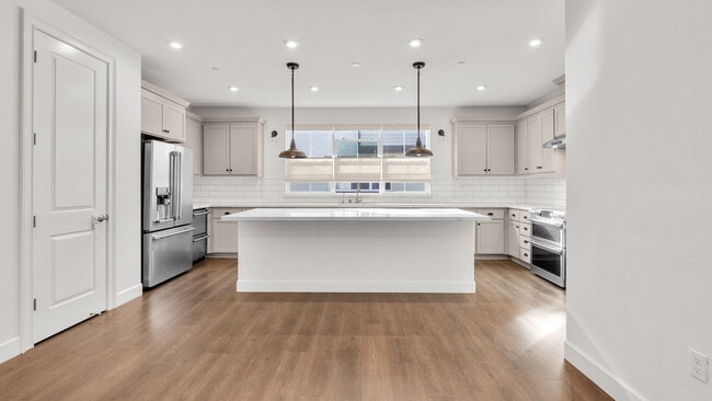 Building Photo - 1723 Pedrozzi Cmn