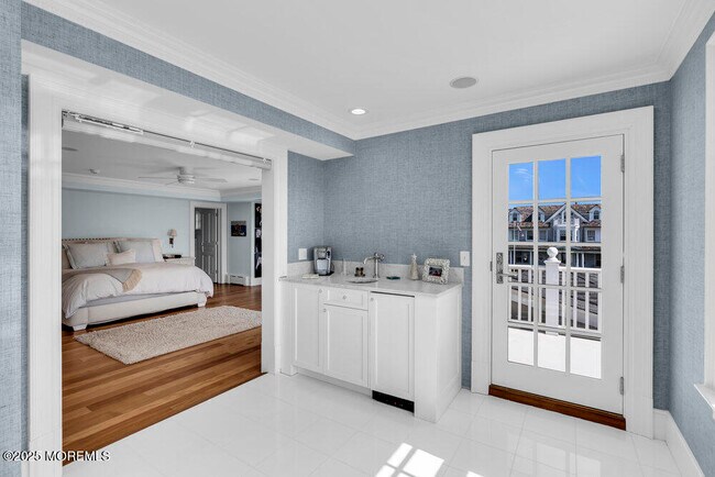 Building Photo - 15 Madison Ave