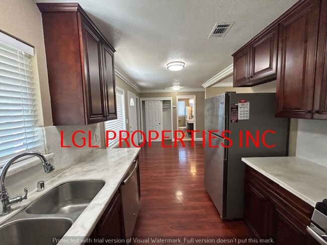 Building Photo - 6207 Booth Ln