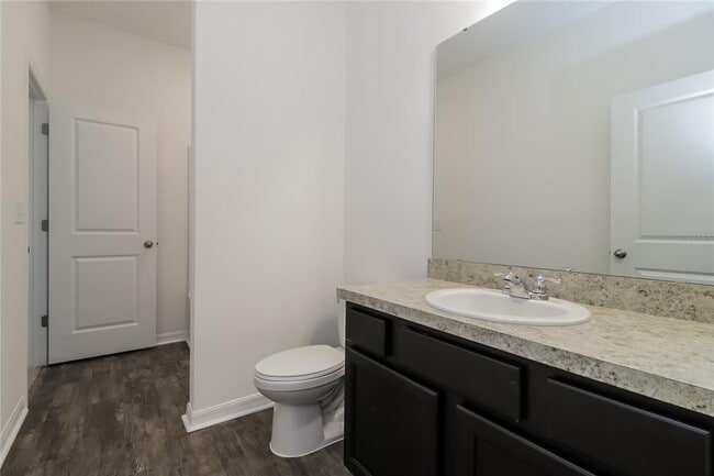 Building Photo - 101 Hidden Lk Lp