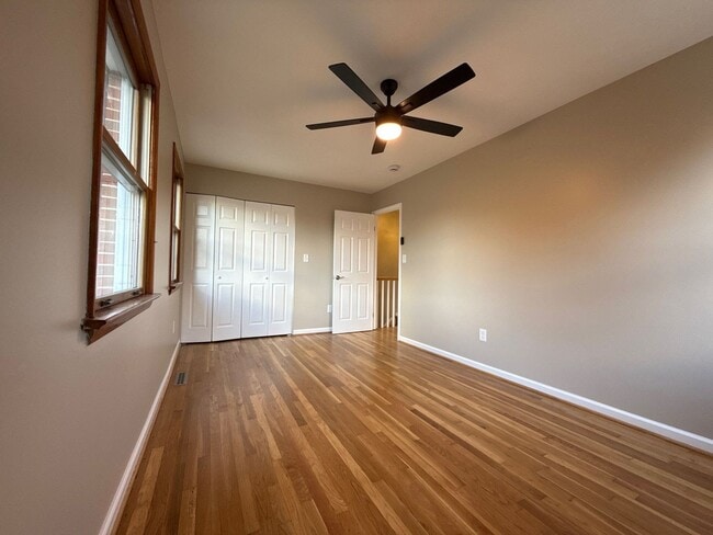 Building Photo - Beautiful 3 Bedroom 2 Bath House In Parkville