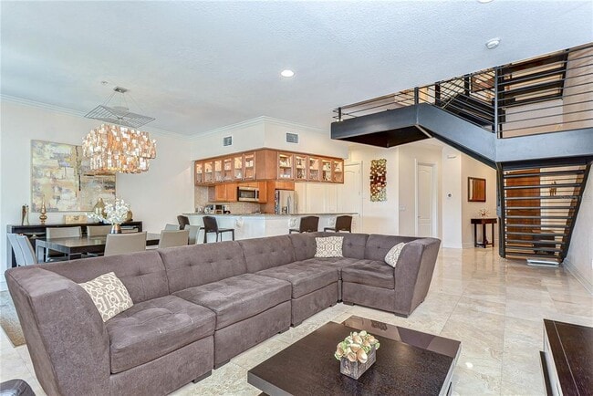 Building Photo - 4907 Bayshore Blvd