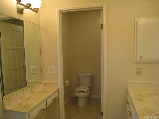 Building Photo - 3218 Tannencrest Dr