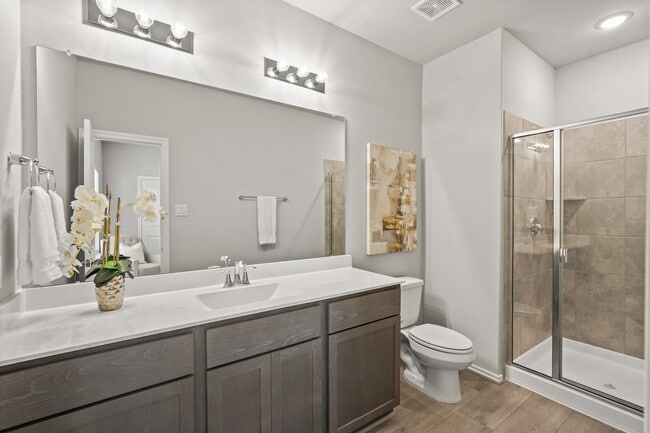 Building Photo - 1215 Hugh Lndg Rd