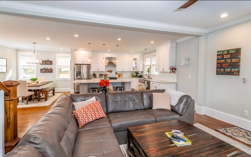 Building Photo - 1710 Berryhill Rd