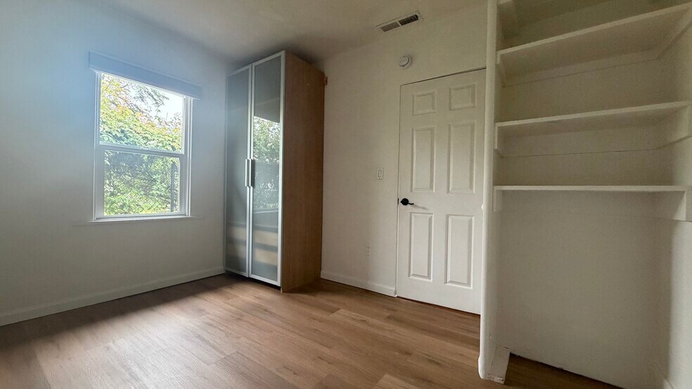 Building Photo - 5351 Soquel Dr
