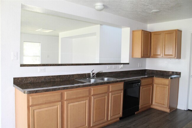 Building Photo - 20526 Ginnydale Dr