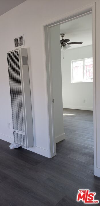 Building Photo - 136 W 99th St