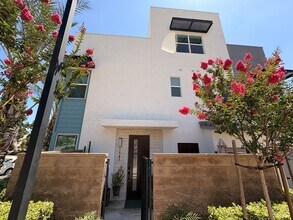 Building Photo - 7797 Paxton Pl
