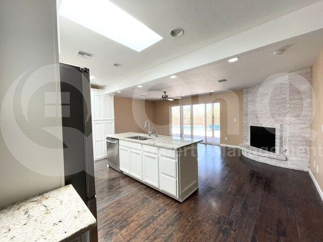 Building Photo - 4851 E Paseo del Bac