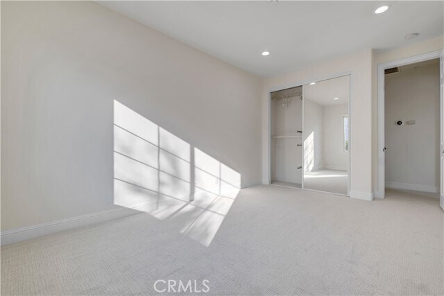 Building Photo - 4925 Lone Acres Ct