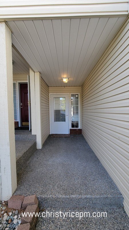 Building Photo - 5632 137th Pl SE