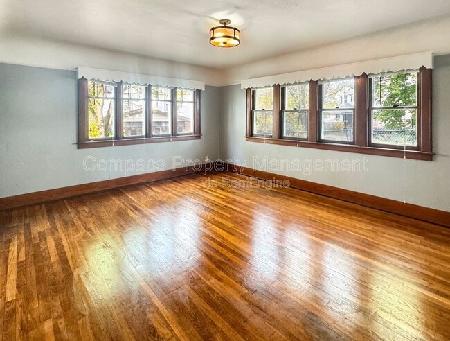 Building Photo - 40 Page St NE