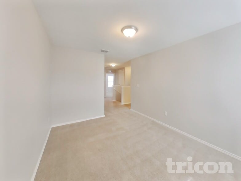 Building Photo - 10718 Castello Cyn