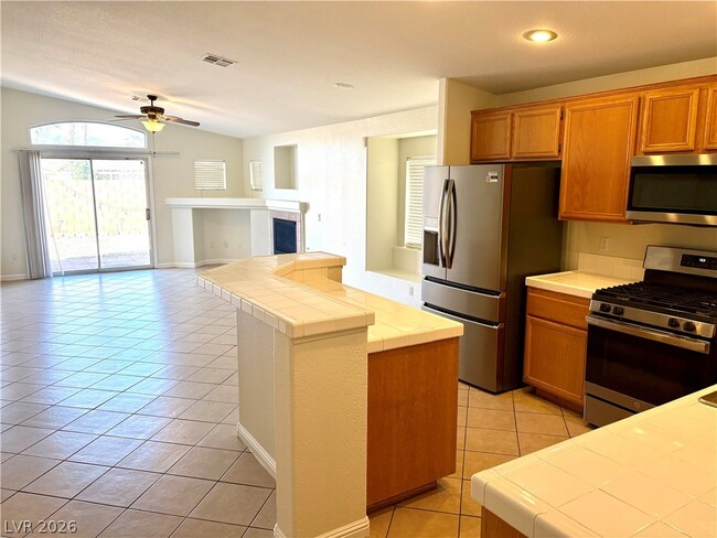 Building Photo - 8128 W Back Packer Ct