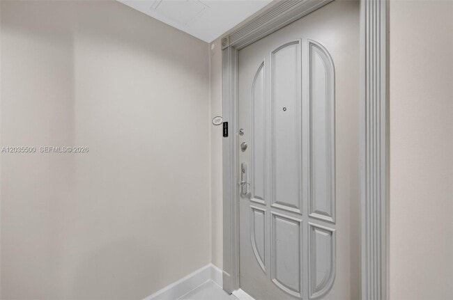 Building Photo - 3370 Hidden Bay Dr