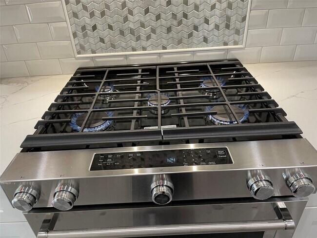 Building Photo - 10440 Dominion Ranch Dr