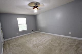 Building Photo - 624 Territory Ln
