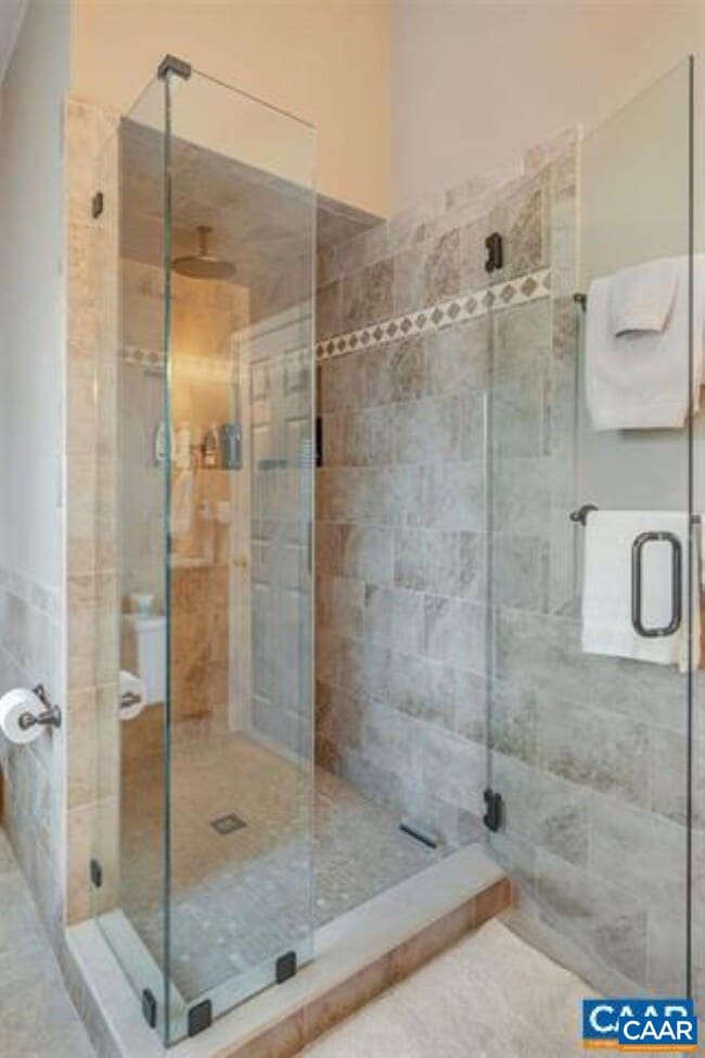 Building Photo - 1150 River Oaks Ln