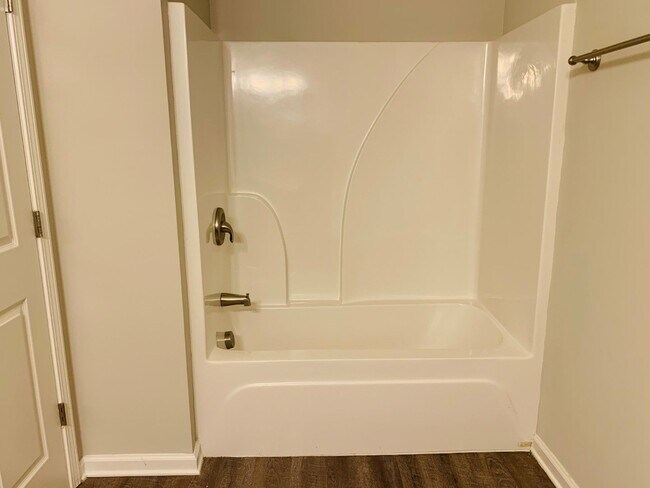 Building Photo - 621 Jefferson St