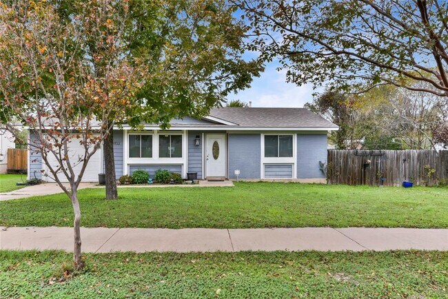 Primary Photo - 8402 Romney Rd