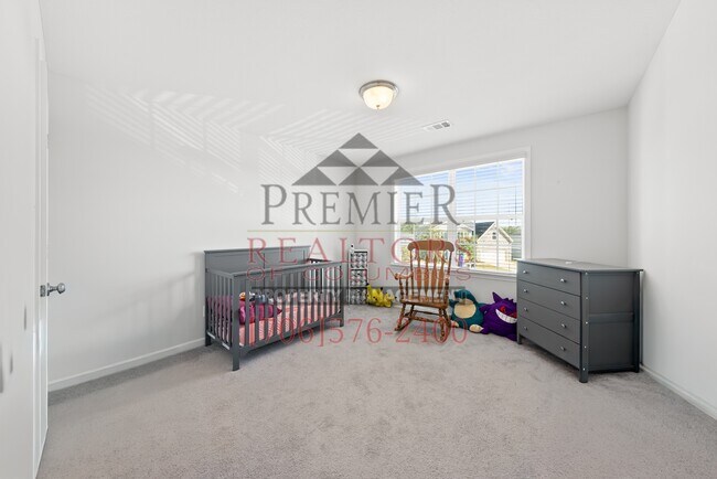 Building Photo - 7125 Double Pine Ct