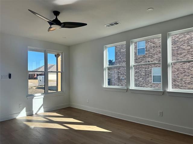 Building Photo - 523 Harris St