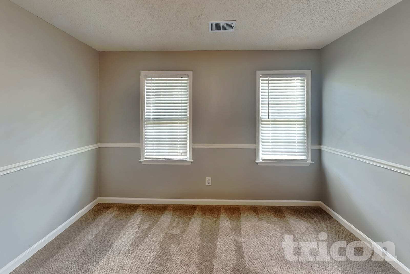 Building Photo - 4981 Brownwood Dr