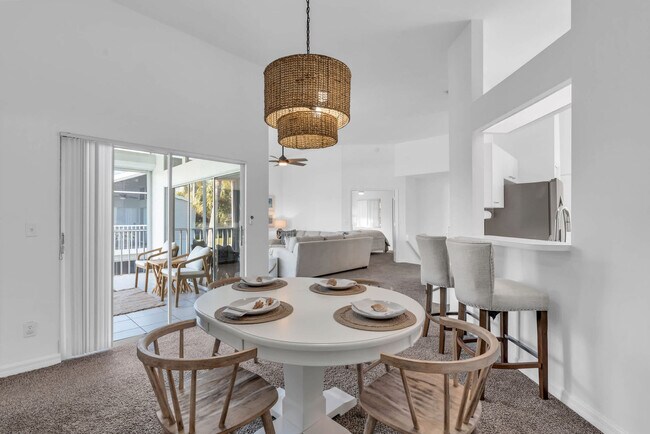 Building Photo - 2841 Citrus Lake Dr