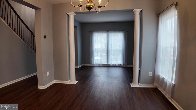 Building Photo - 12405 Milestone Manor Ln