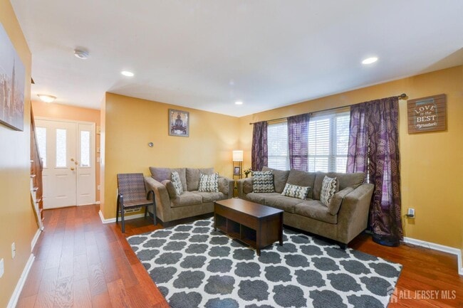 Building Photo - 13 Lackland Ave