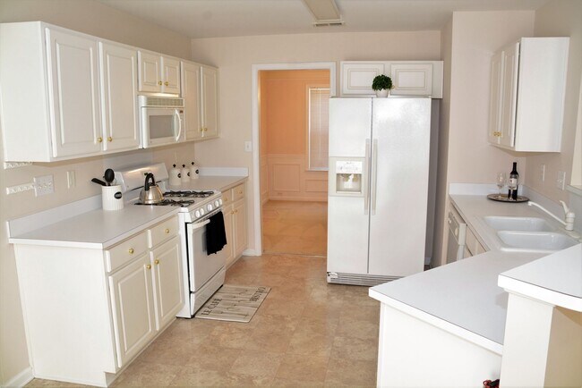 Building Photo - 11512 Fox Hill Dr