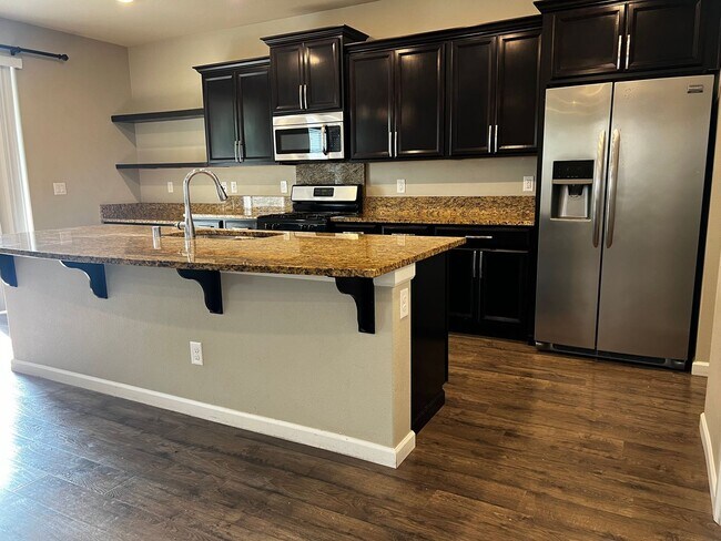 Building Photo - Updated 4 Bedroom Lacey/Hawks Prairie Home for Rent