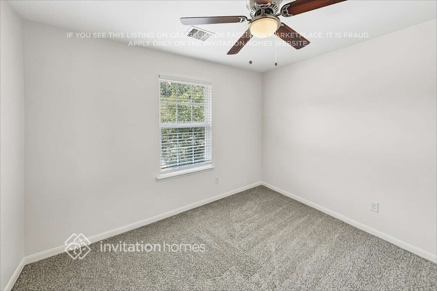 Building Photo - 18702 Walden Glen Cir