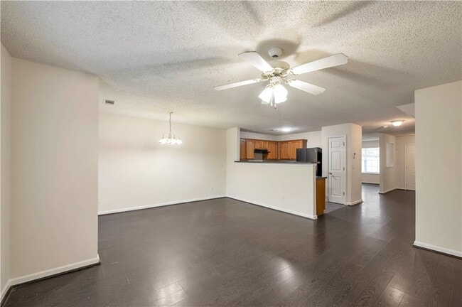 Building Photo - 950 Parkway Rd