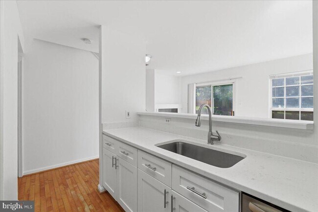 Building Photo - 6129 Kendra Way