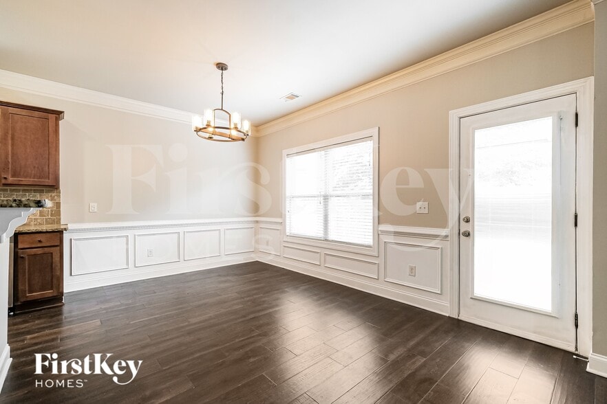 Building Photo - 115 Muscogee Dr