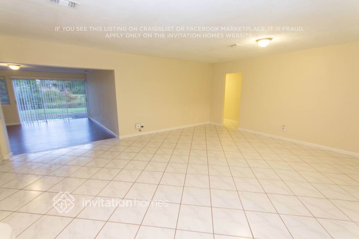 Building Photo - 108 NW 45th Ave