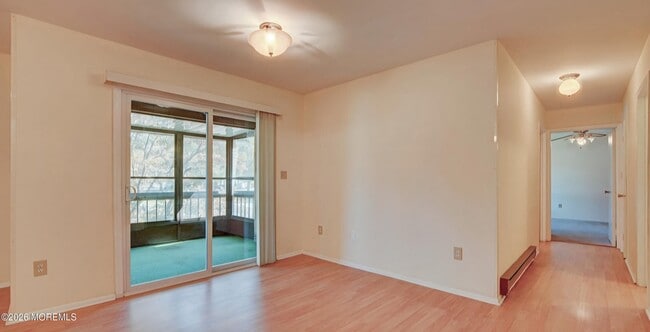 Building Photo - 59 Amberly Dr