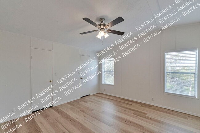 Building Photo - 11140 W Windchime Dr