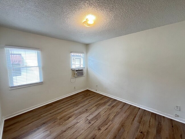 Building Photo - Adorable Spanish Style 2 Bed 1 Bath Home i...