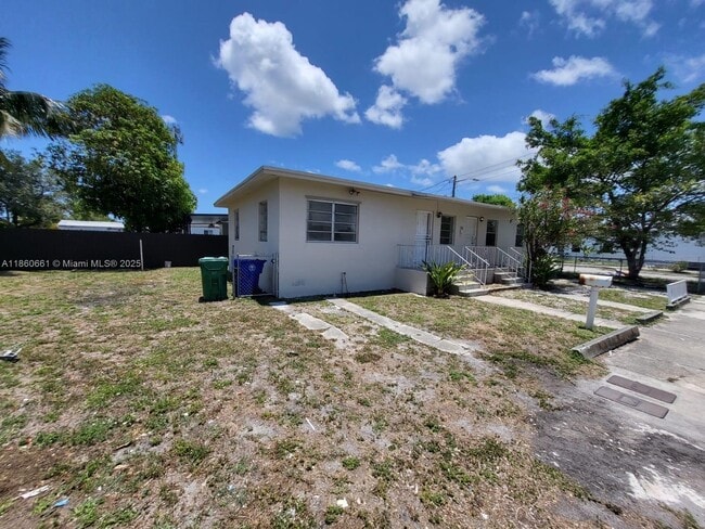 Building Photo - 642 NW 77th St