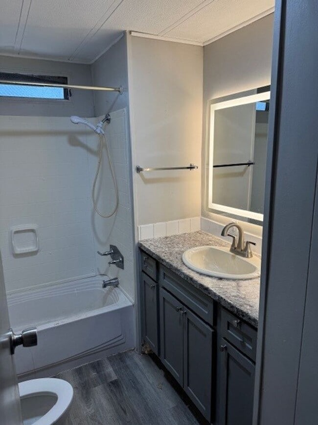 Building Photo - 2/2 FOR RENT SOUTHEAST ORLANDO NEAR AIRPORT