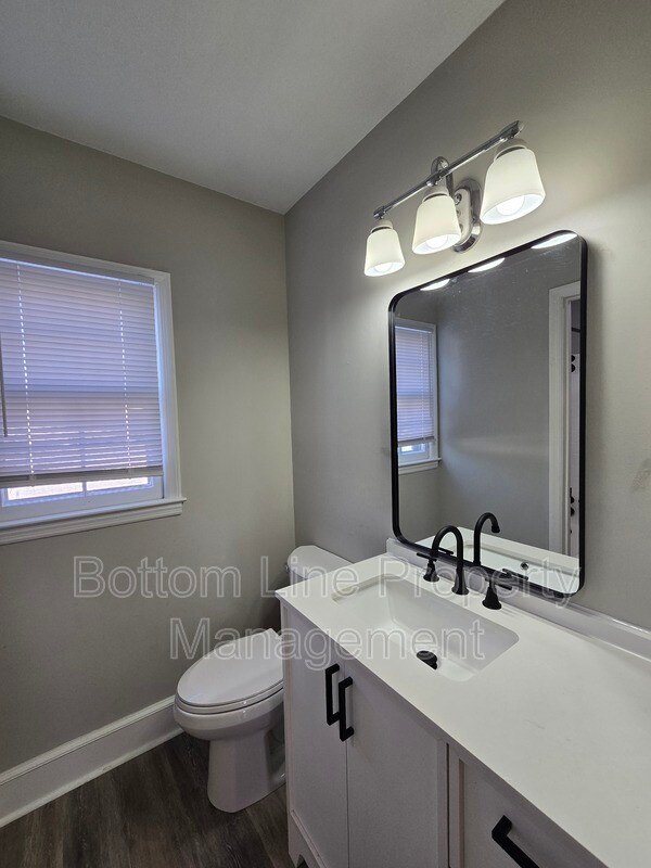 Building Photo - 5949 Quail Hollow Rd