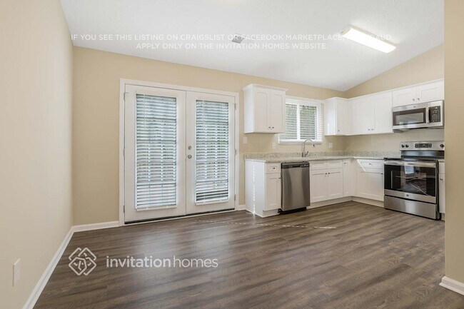 Building Photo - 691 Tarkington Rd N