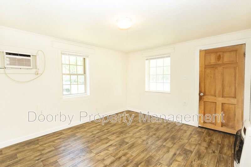 Building Photo - 417 N Hawthorne St